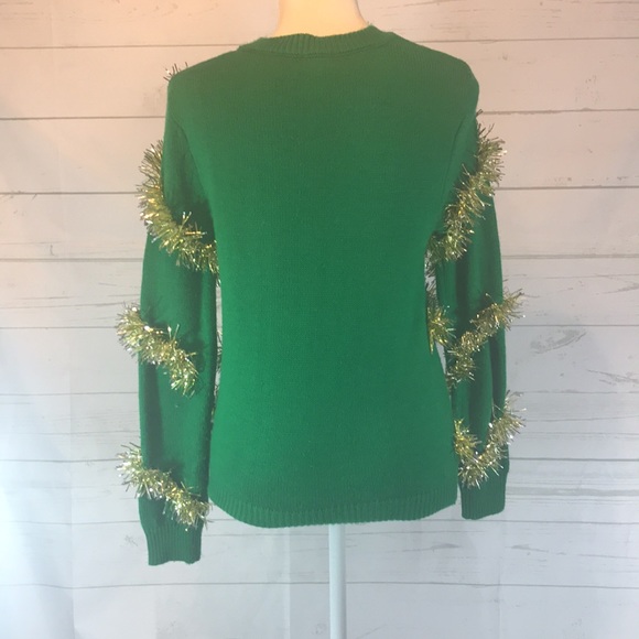 Christmas Sweater - Picture 4 of 7